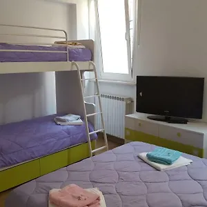 https://carlo-mayr-apartment.emilia-romagnahotels.net